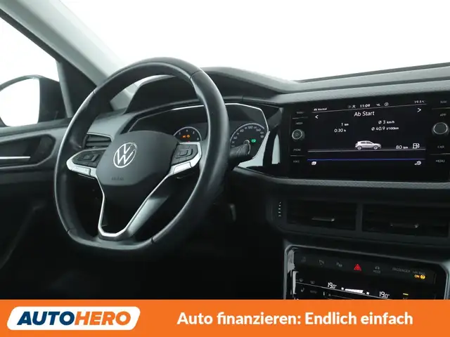 Volkswagen T-Cross view 13