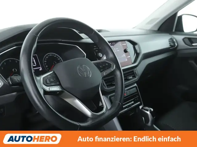 Volkswagen T-Cross view 11