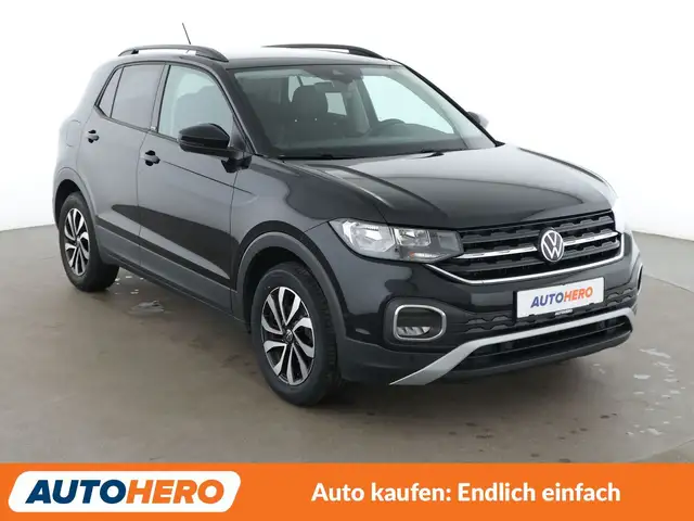 Volkswagen T-Cross view 8