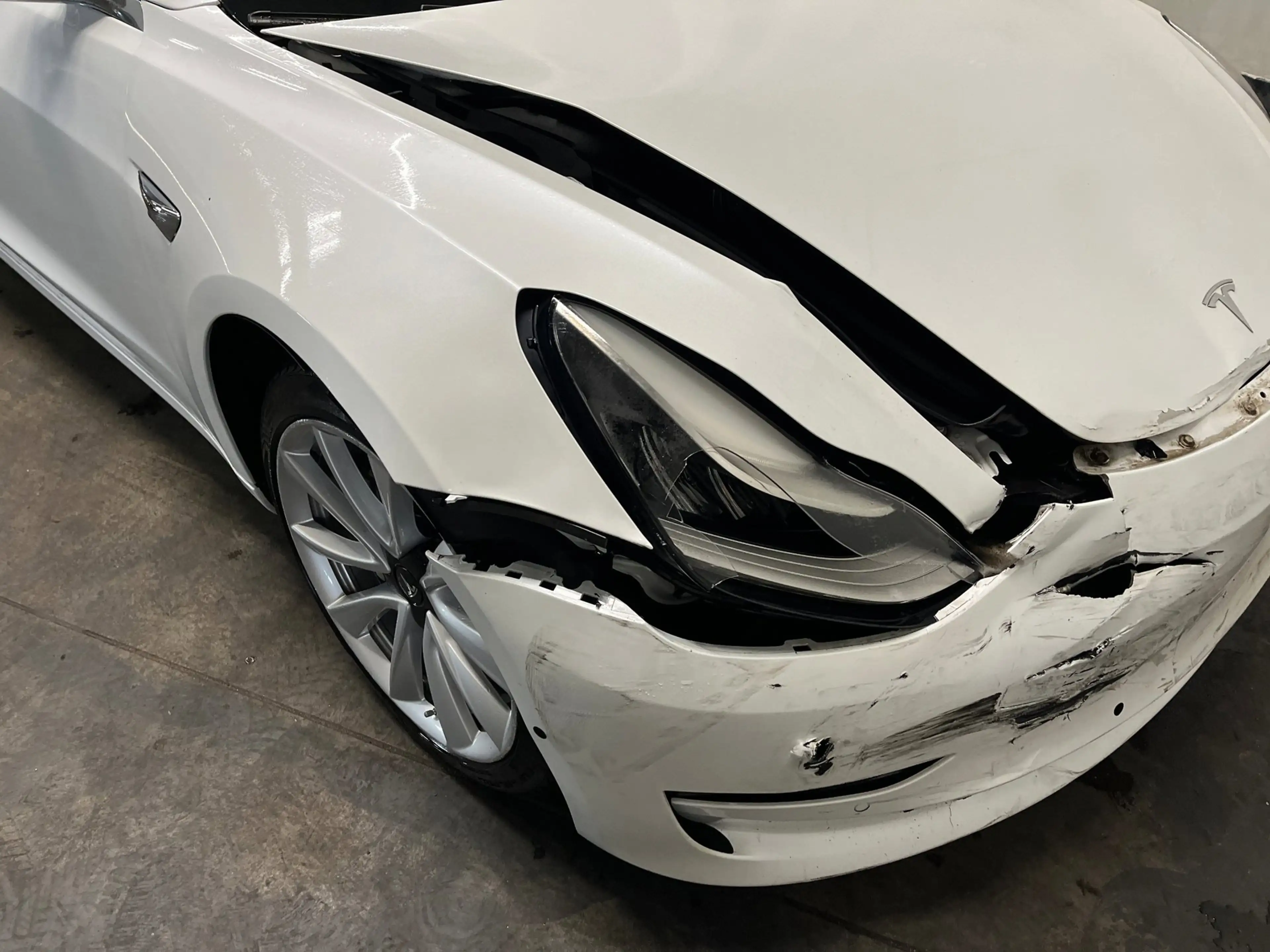 Tesla Model 3 Long Range AWD 75 kWh - Voorschade, auto start en — photo 8