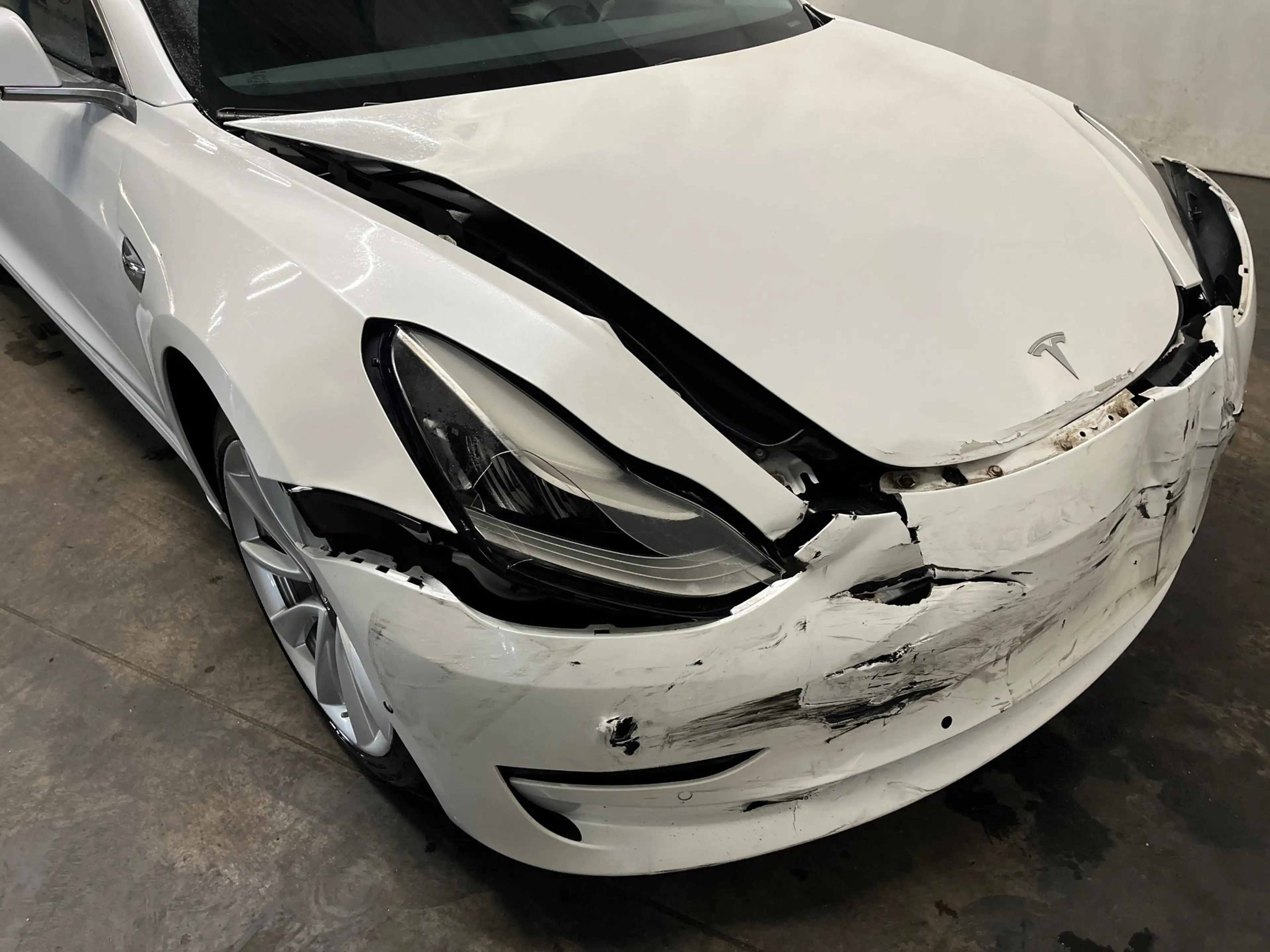 Tesla Model 3 Long Range AWD 75 kWh - Voorschade, auto start en — photo 7