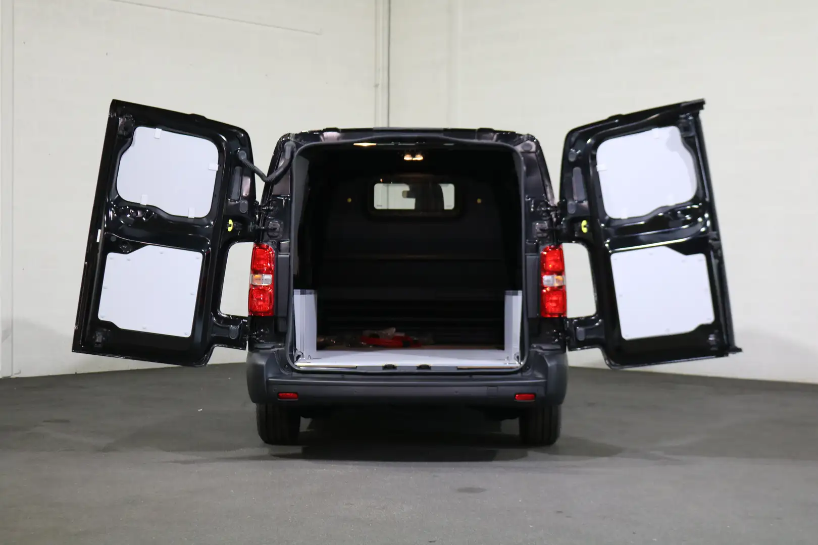 Fiat Scudo e-Scudo L3 H1 75 kWh Airco Navigatie Camera 2x Sch Zwart - 2