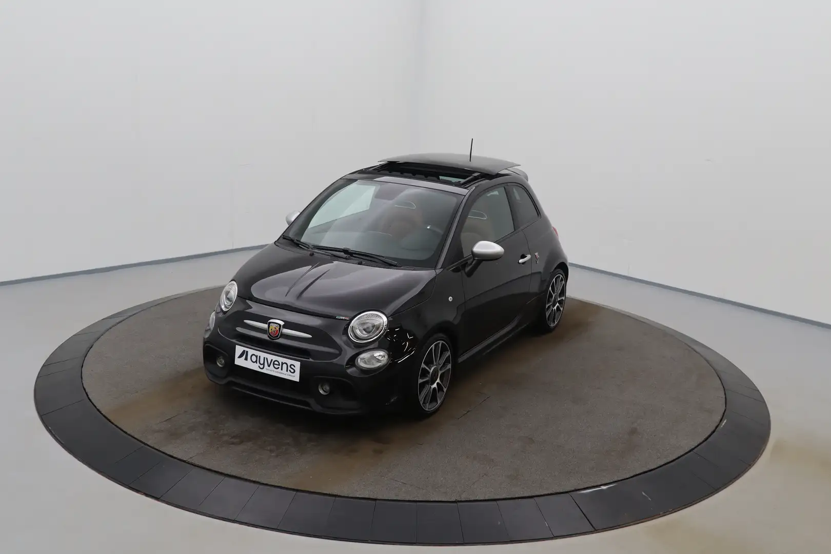 Abarth 595 Turismo 500 1.4 T-Jet LEDER LED GPS PDC Pano Sportzetels Zwart - 2