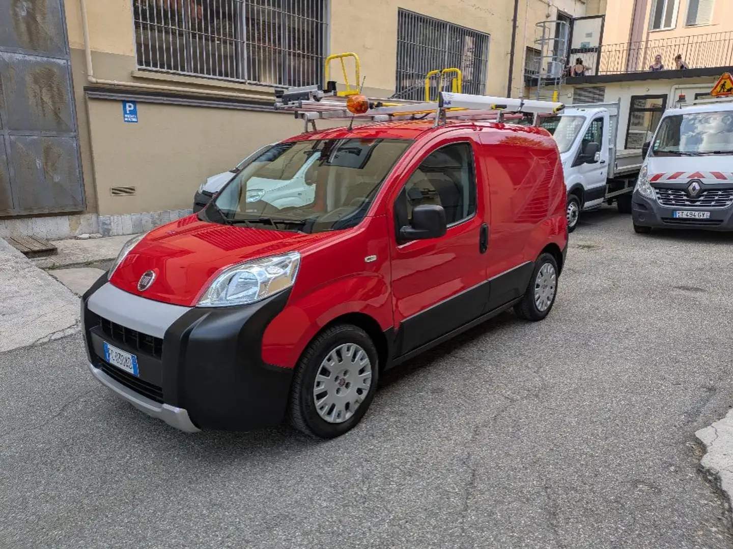 Fiat FIORINO  ADVENTURE 1.3 MJT 95 CV OFFICINA MOBILE Rood - 1