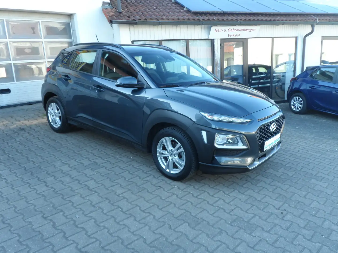 Hyundai KONA Trend 2WD~1.Hd.~unfallfr.~ALU~PDS~Kamera~SHZ~M&S~ Gris - 1