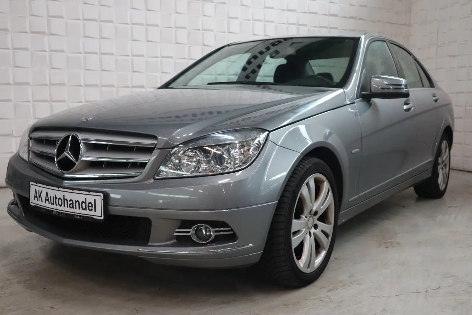 Mercedes-Benz C 220 Avantgarde,Limousine,Klima,Teilleder Argent - 1