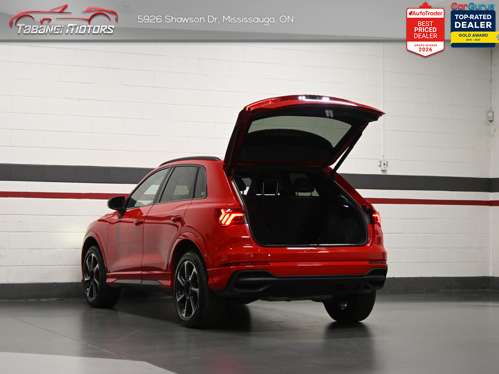 2022 Audi Q3 Progressiv S-Line Black Optics Ambient Light Pano