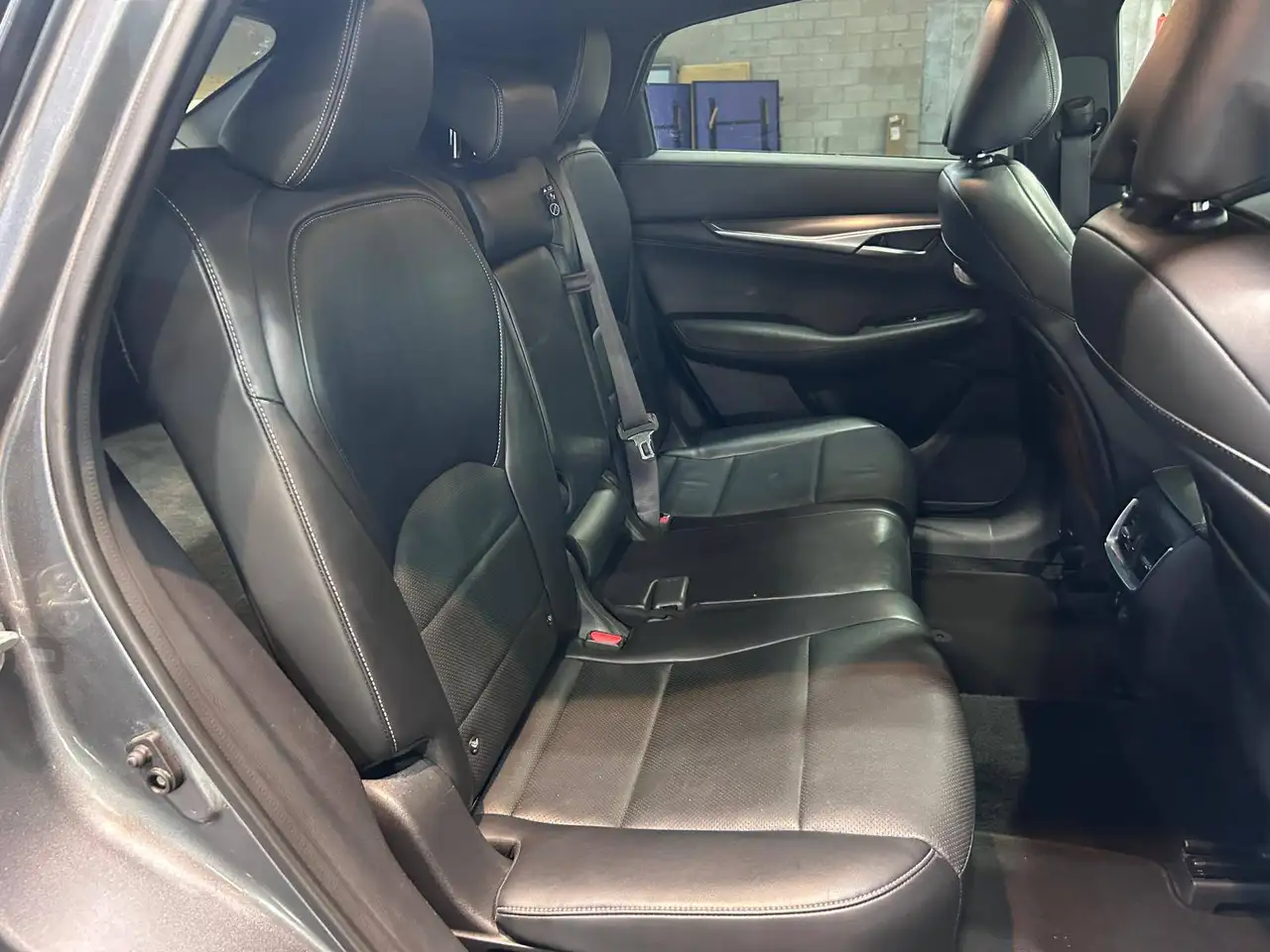 Infiniti QX55 снимка Infiniti QX55
