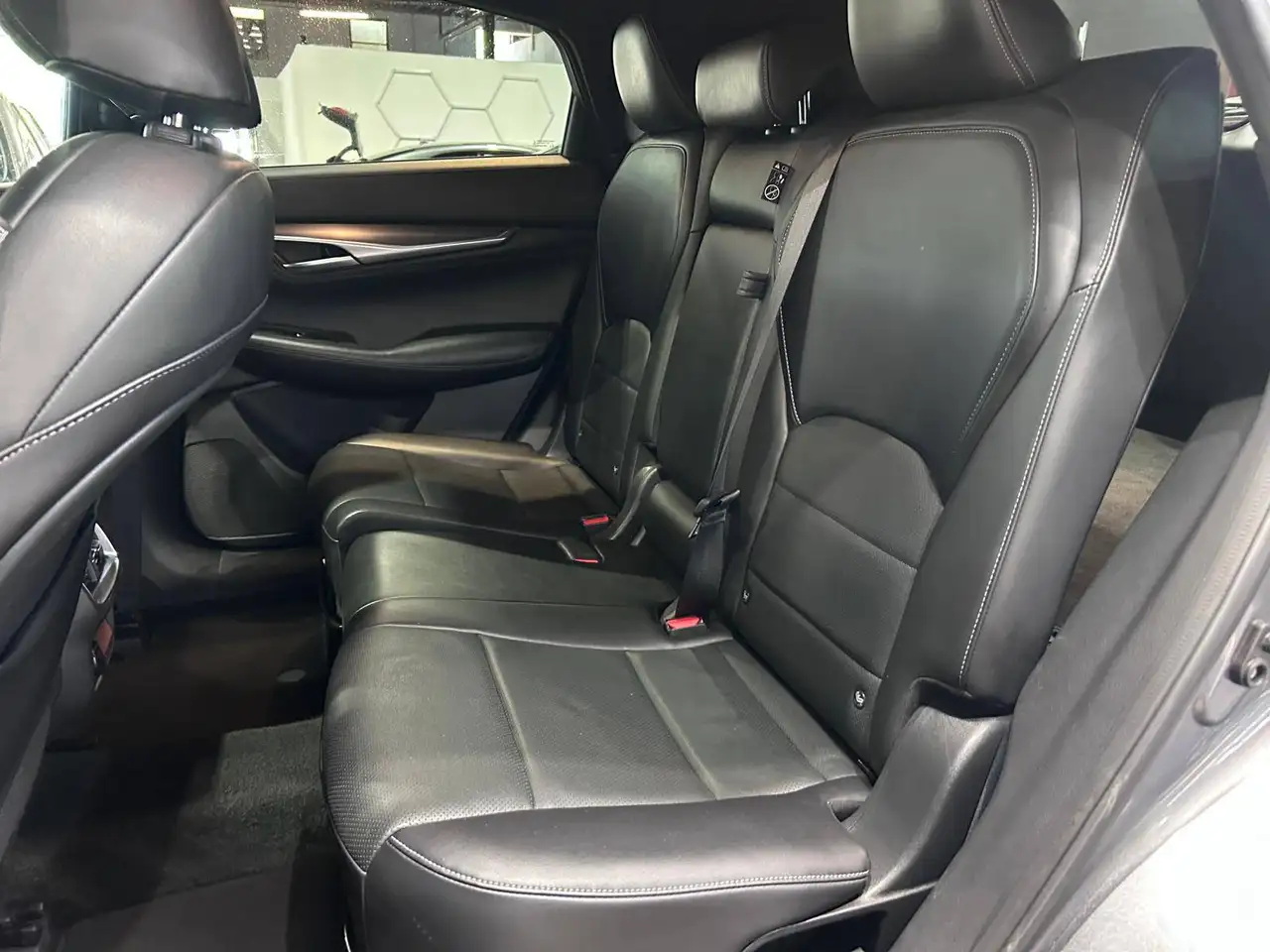 Infiniti QX55 снимка Infiniti QX55