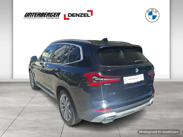 BMW X3 view 4