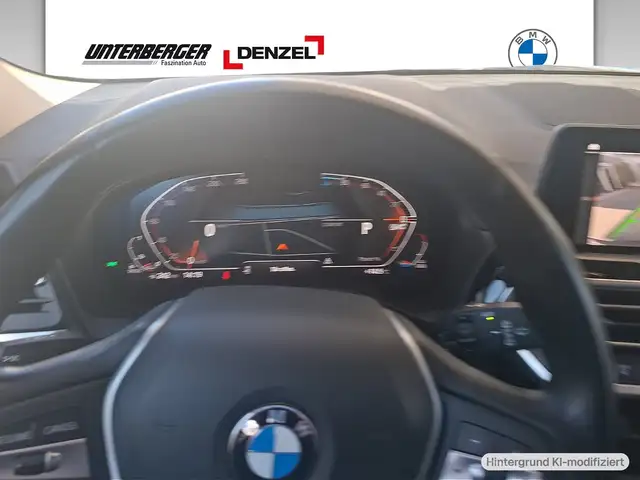 BMW X3 view 9