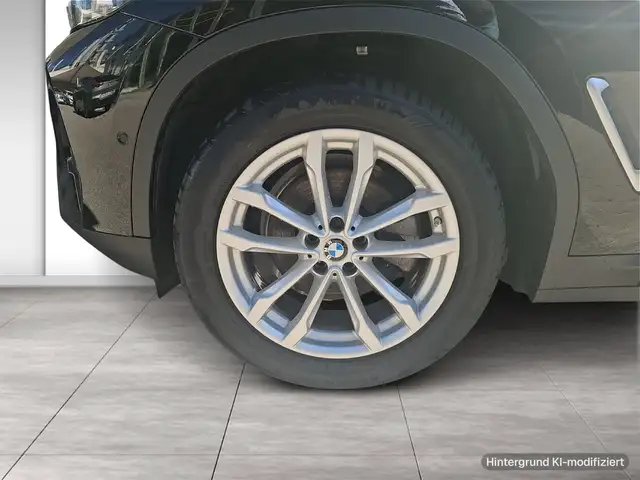 BMW X3 view 6