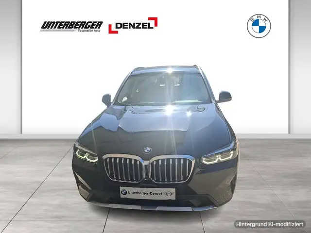 BMW X3 view 2