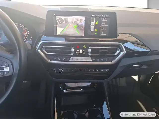BMW X3 view 8