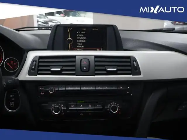 BMW 3 Series view 13
