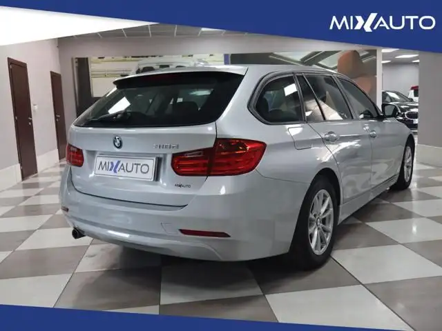 BMW 3 Series view 5