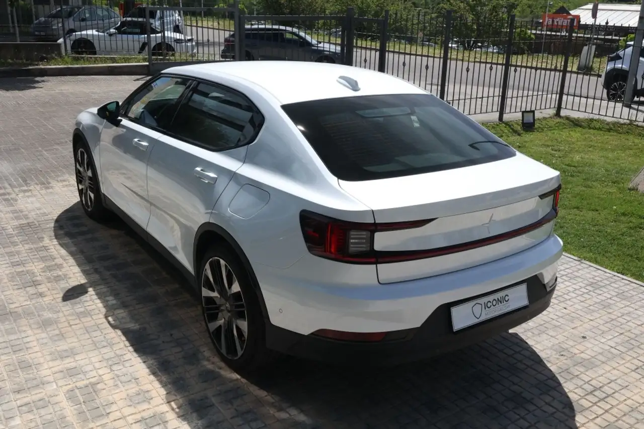 Polestar 2 2024