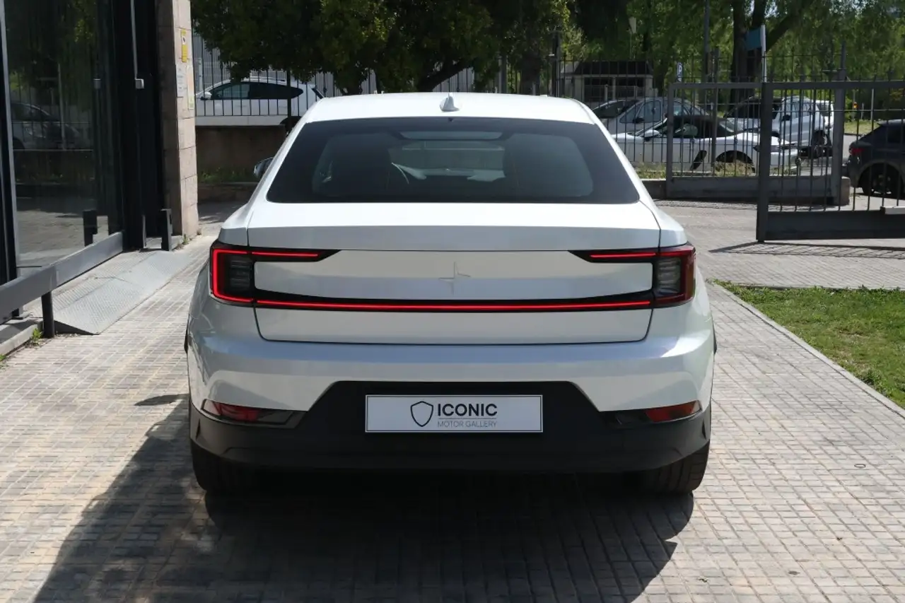 Polestar 2 2024