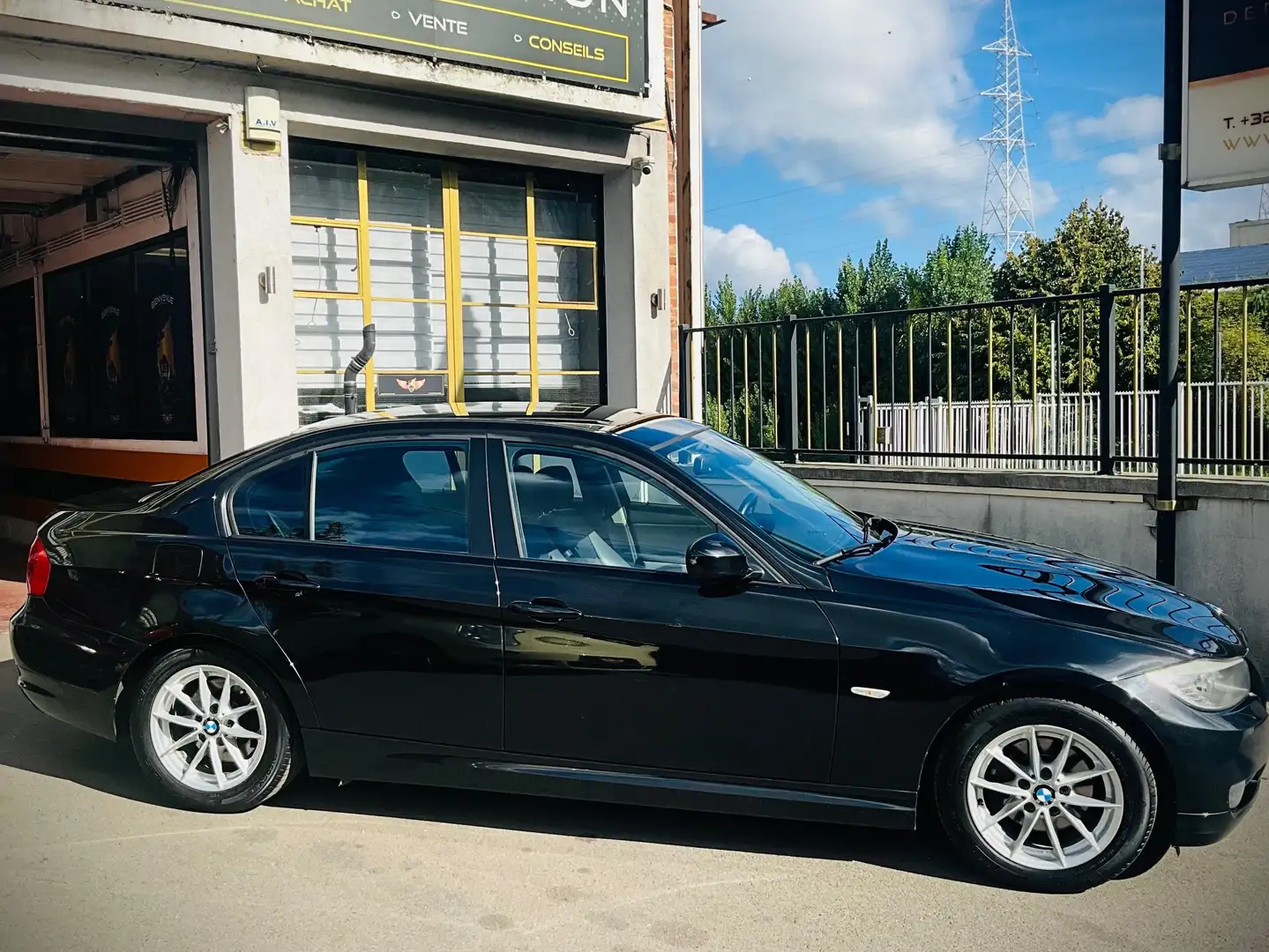 BMW 318 d Sensation !!! OFFRE DU MOMENT !!! Noir - 2