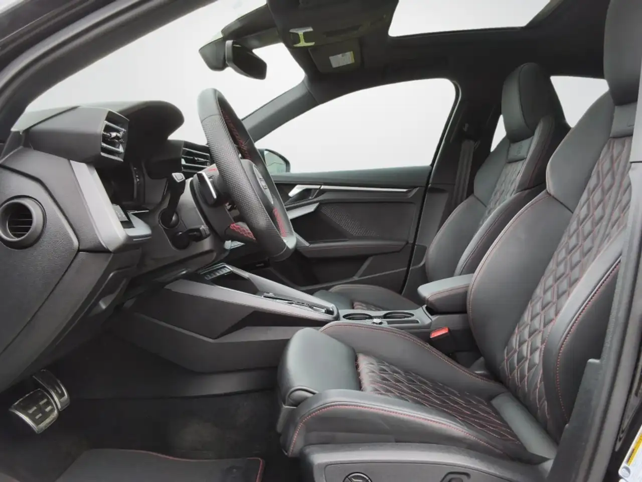 Audi S3 снимка Audi S3