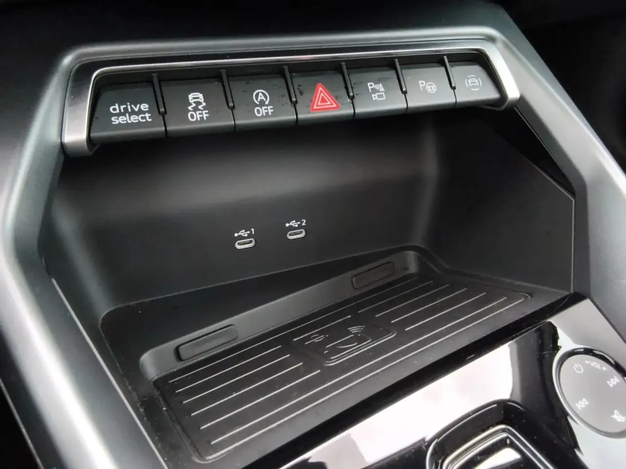 Audi S3 снимка Audi S3