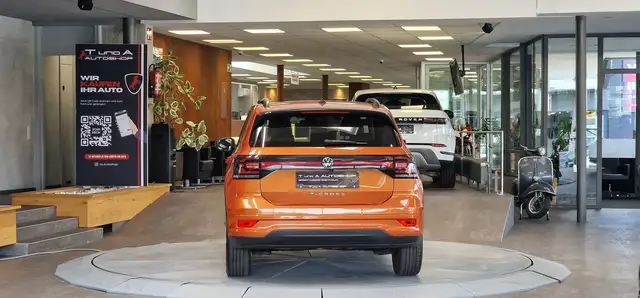 Volkswagen T-Cross view 8