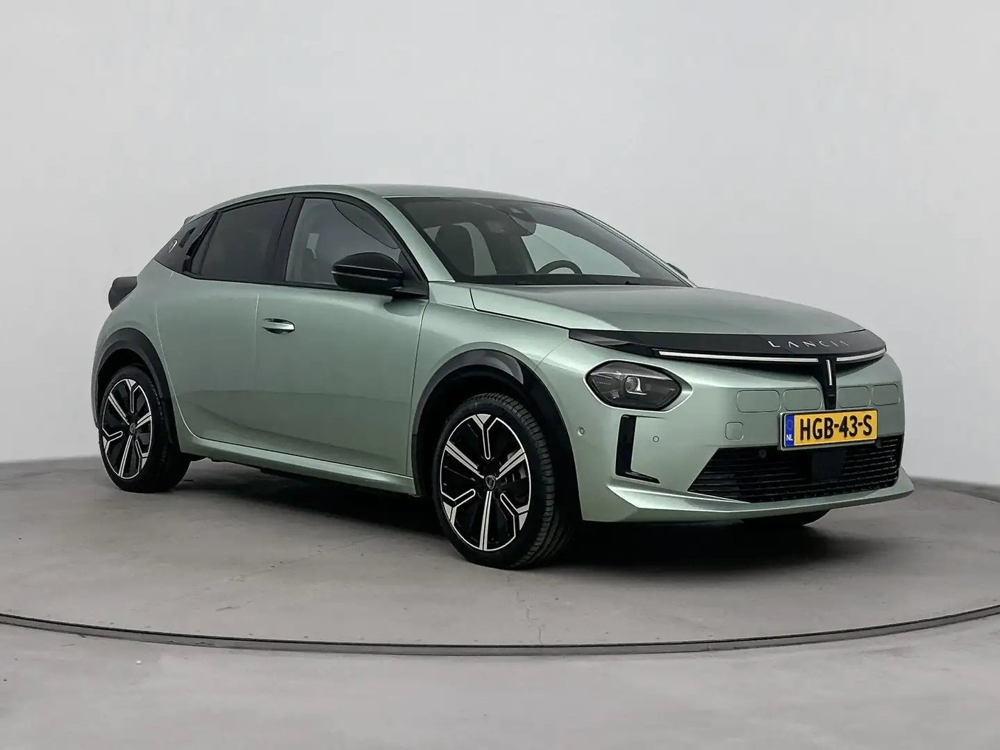 Lancia Ypsilon LX 51 kWh | Navigatie | Climate Control | Camera Groen - 2