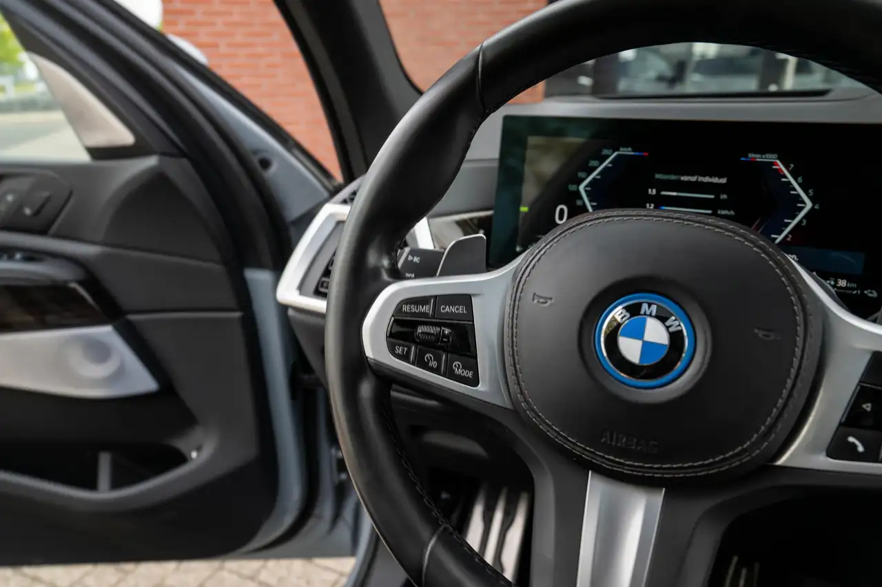 BMW X5 xDrive50e M-Sport Pro B&W Pano Trekhaak HuD 22'', миниатюра 16