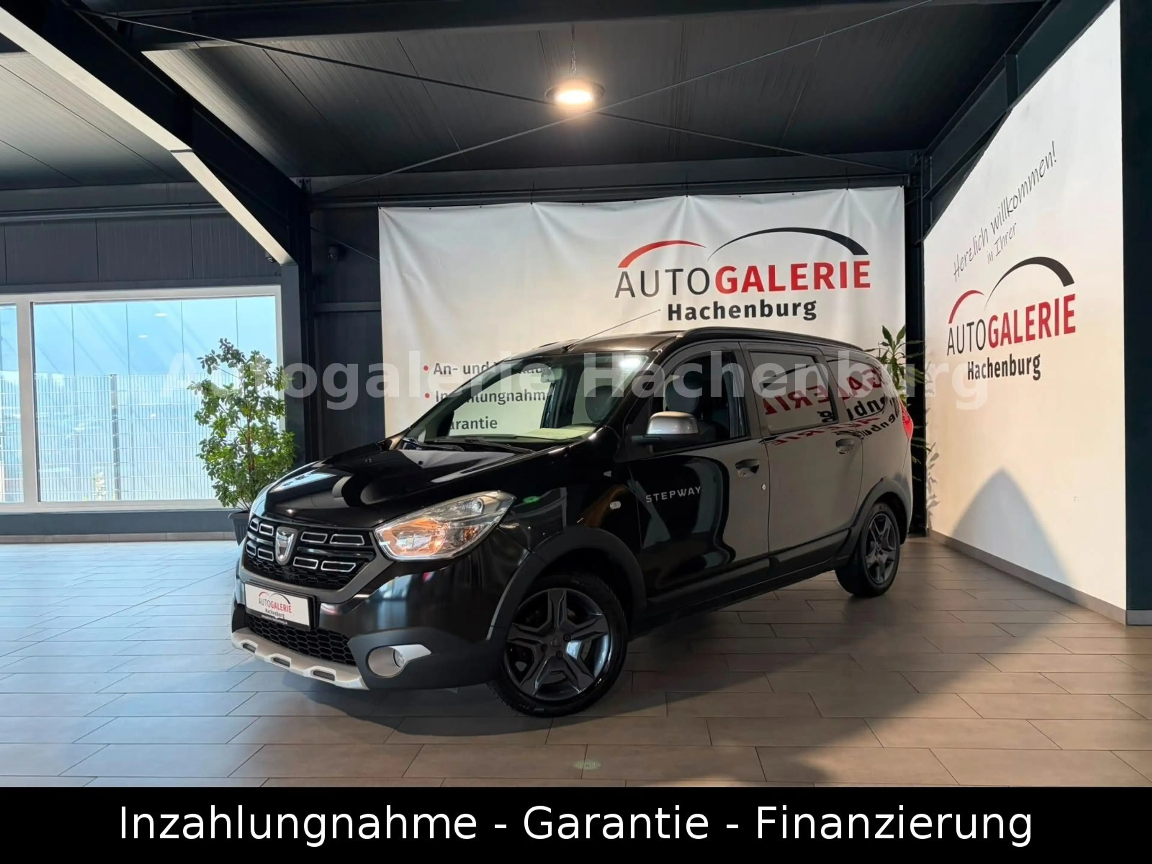 Dacia Lodgy Stepway Celebration/Leder/Navi/CAM/GARANT