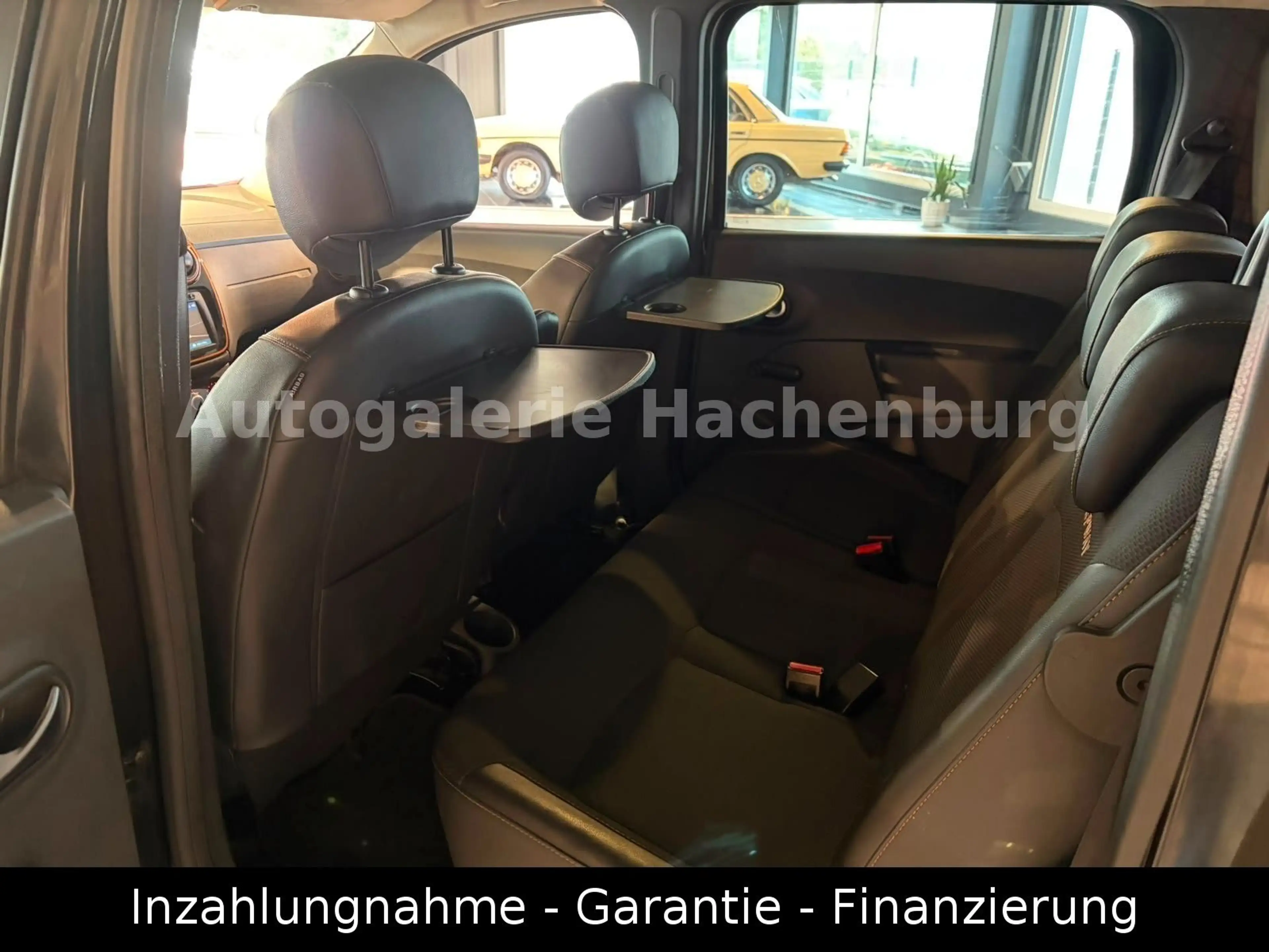 Dacia Lodgy Stepway Celebration/Leder/Navi/CAM/GARANT — photo 8