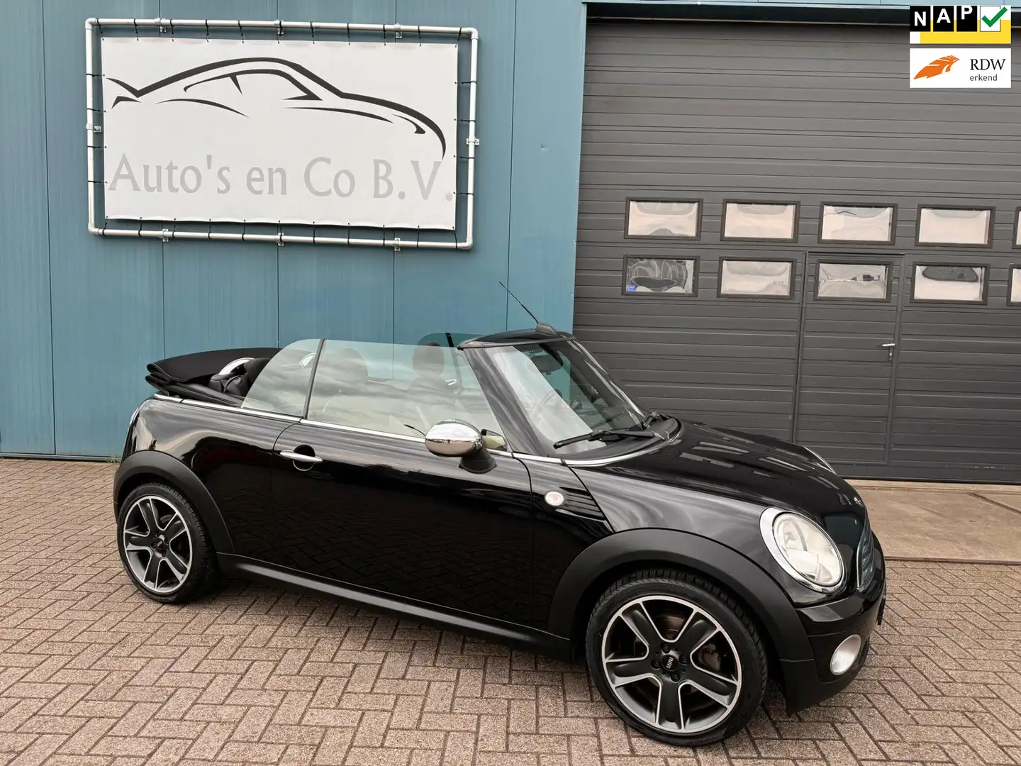 MINI Cooper Cabrio Mini 1.6 Clima Cruise Half leder 17" Lm velgen Pdc Noir - 1