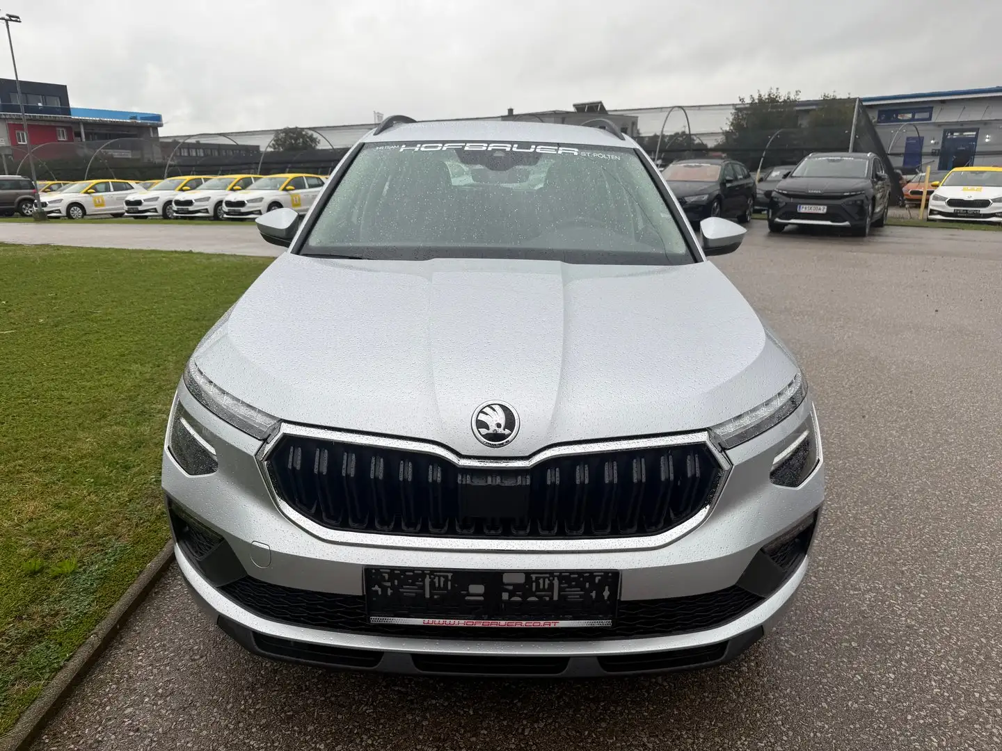 Skoda Kamiq Essence TSI DSG Silber - 2