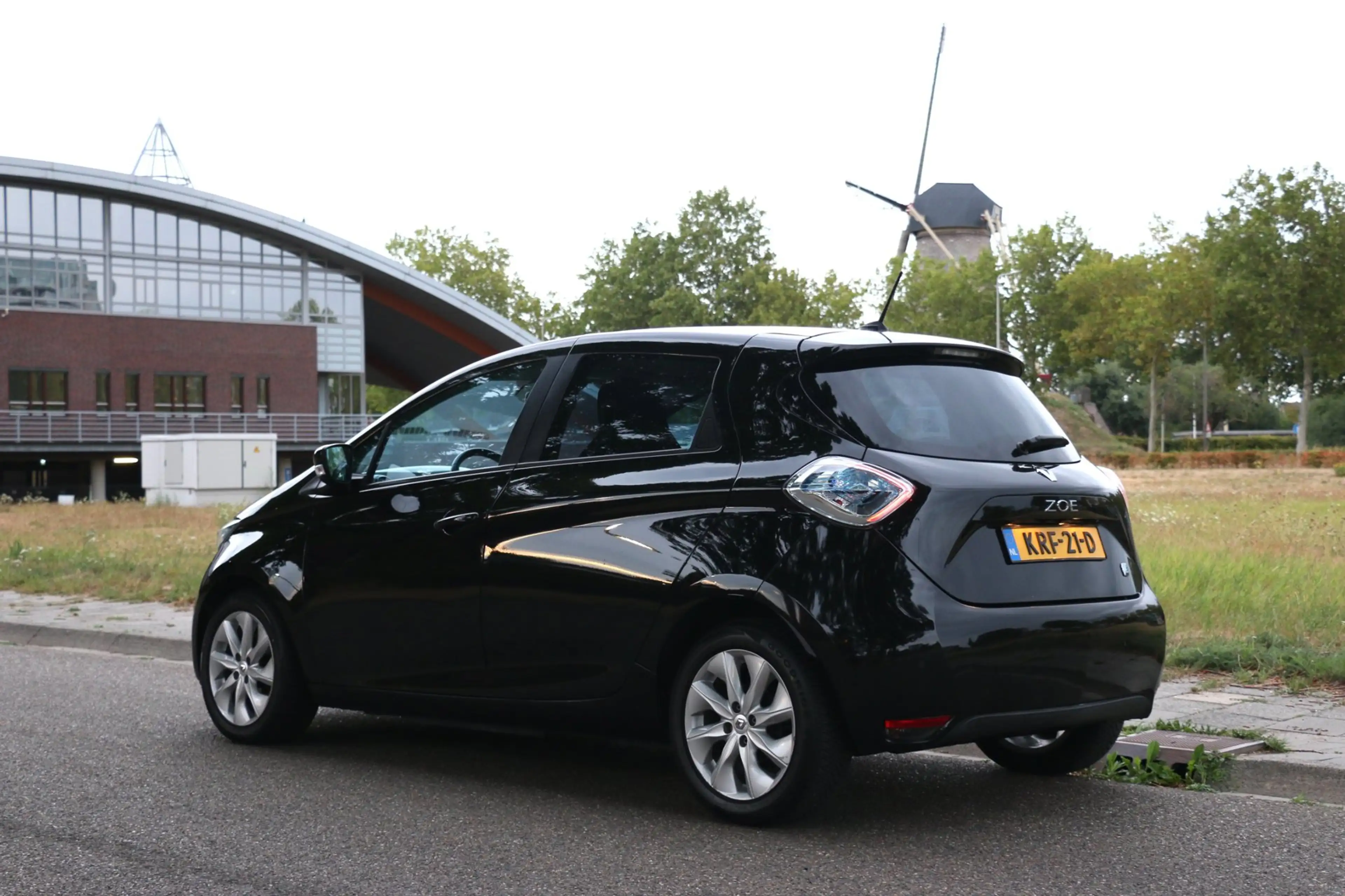 Renault ZOE Q210 Zen incl Accu ZWART Quickcharge 22 kWh koop A — photo 3