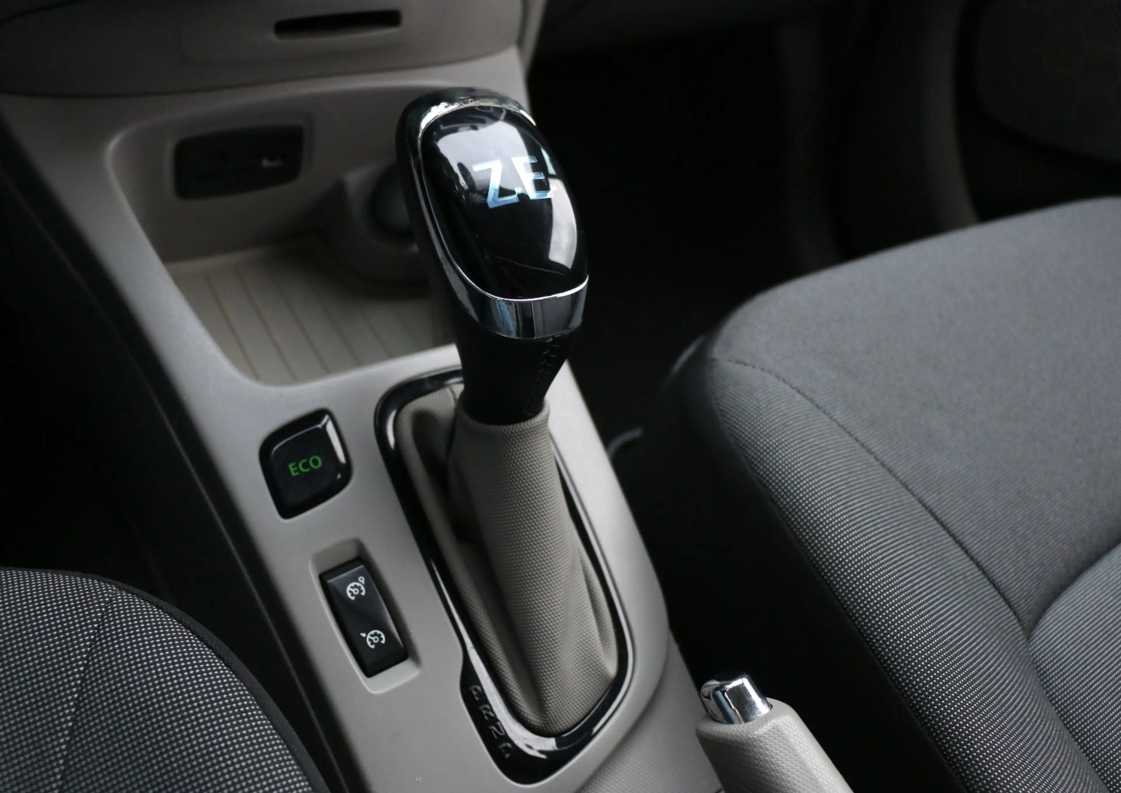 Renault ZOE Q210 Zen incl Accu ZWART Quickcharge 22 kWh koop A — photo 48