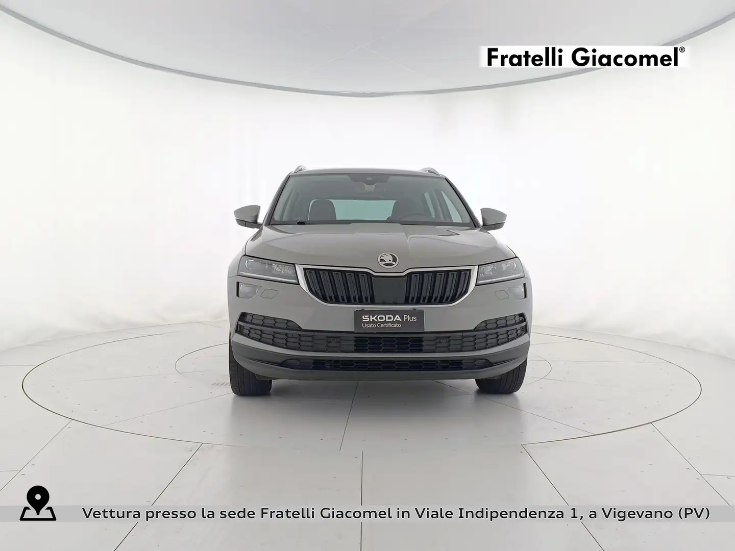 Skoda Karoq 1.6 tdi style dsg Grigio - 2