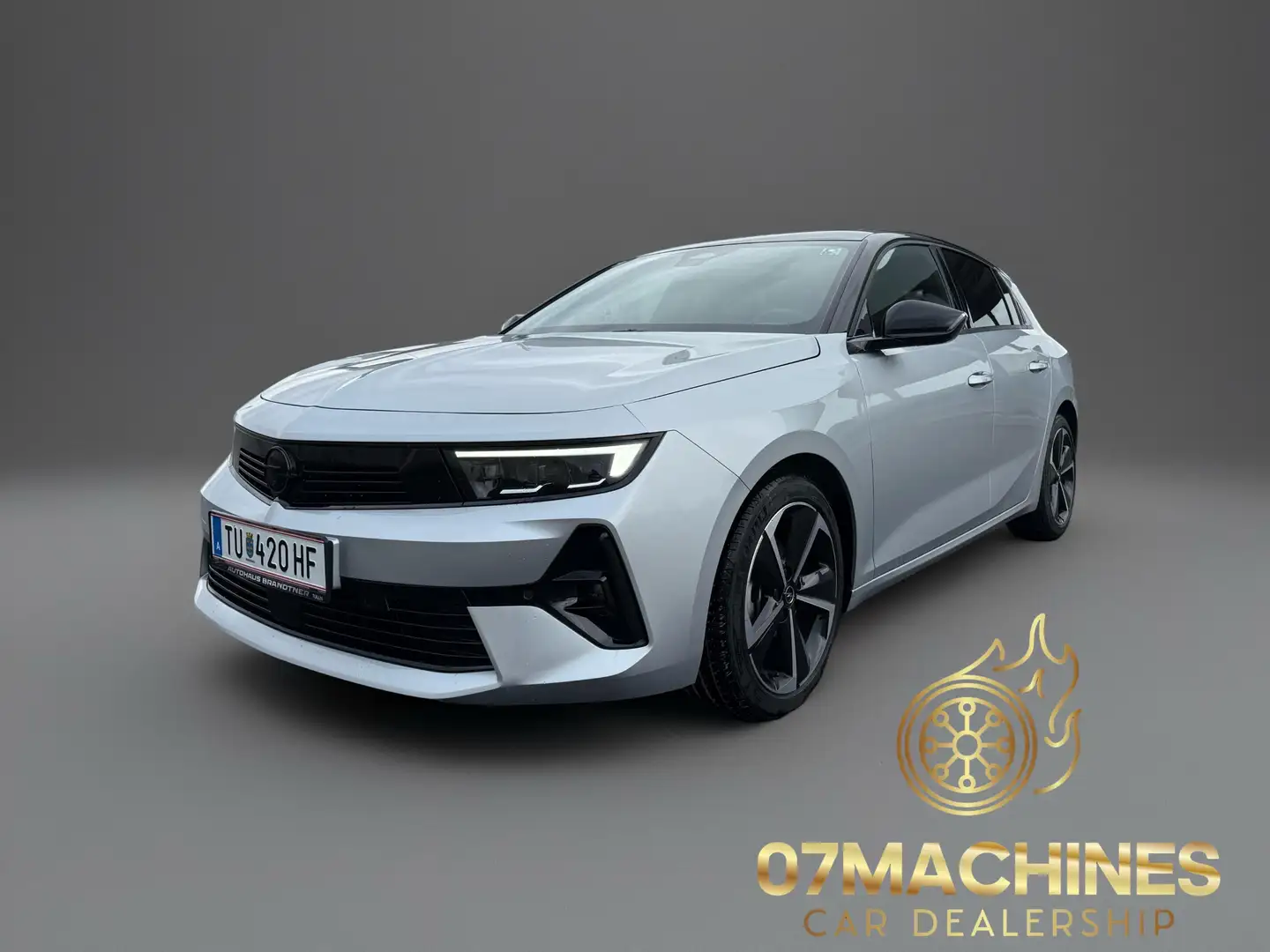 Opel Astra 1,2 Turbo GS Aut. Zilver - 1