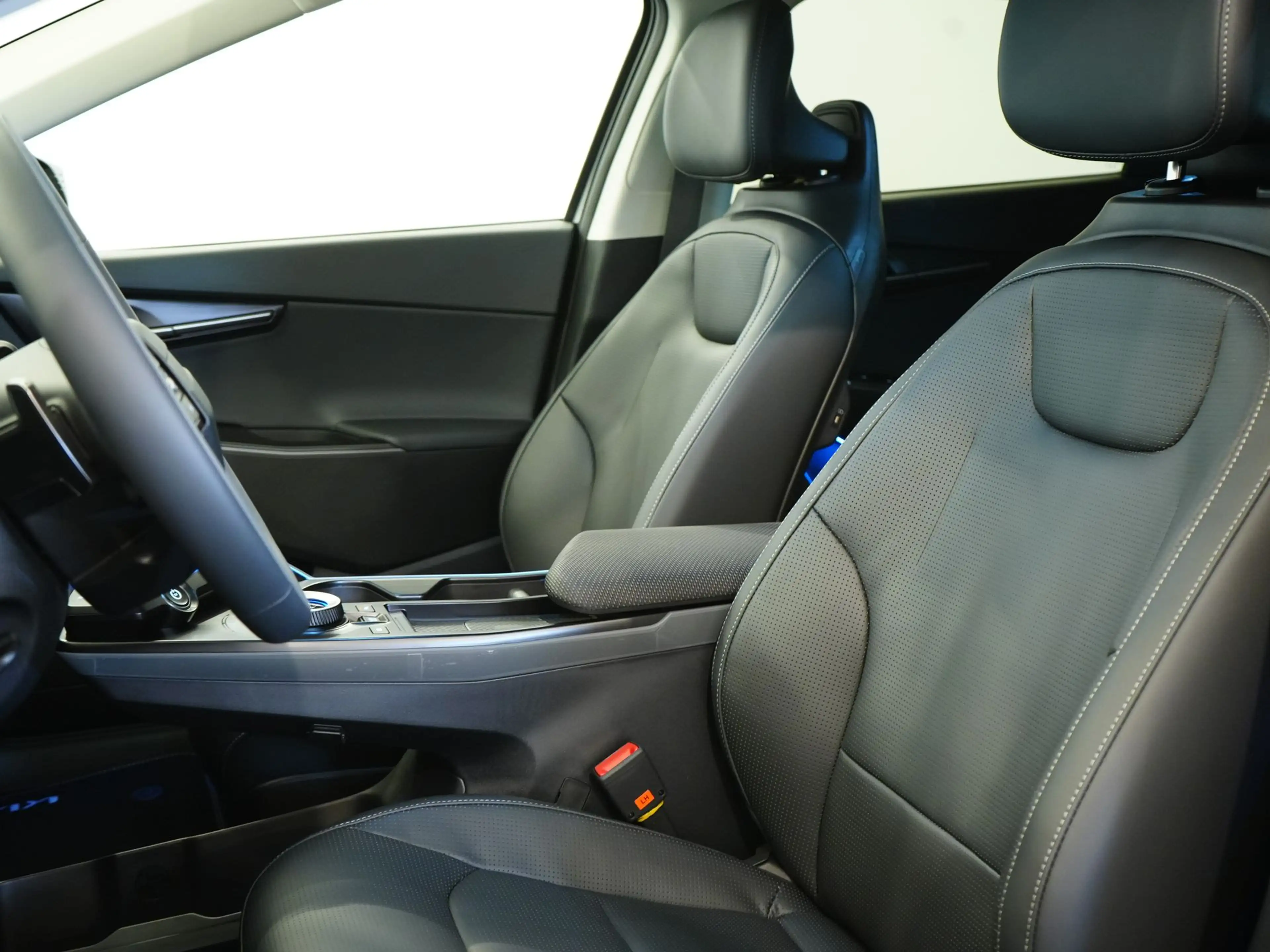 Kia EV6 Business Plus — photo 10