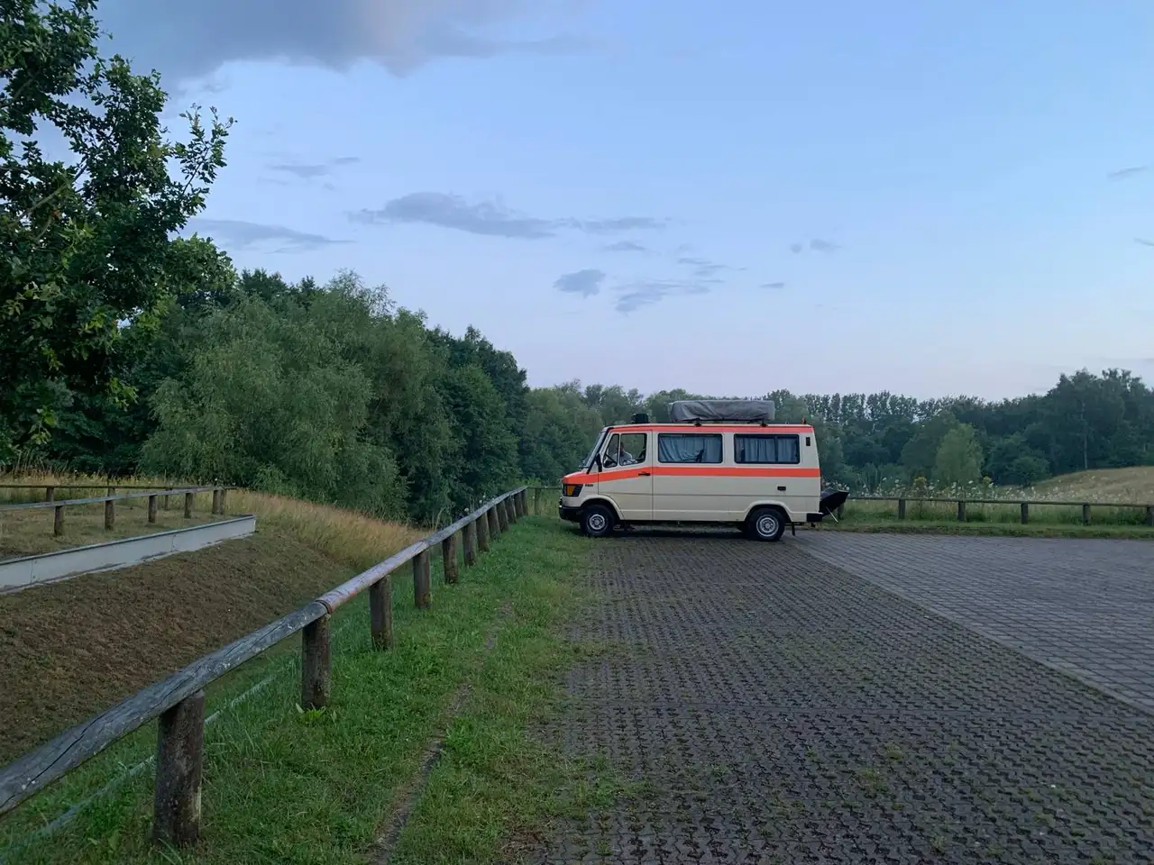 Mercedes-Benz T1 210, foto 4