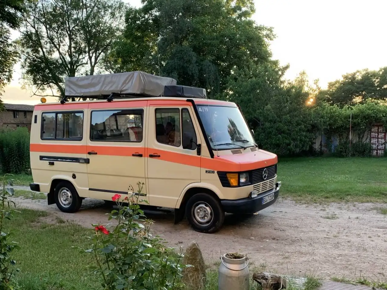 Mercedes-Benz T1 210, foto 1