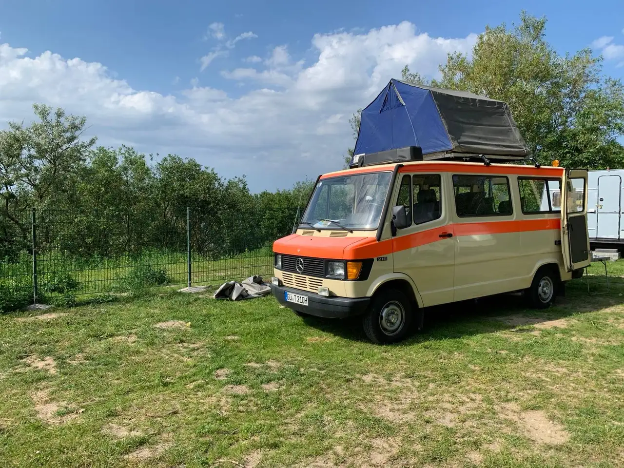 Mercedes-Benz T1 210, foto 2