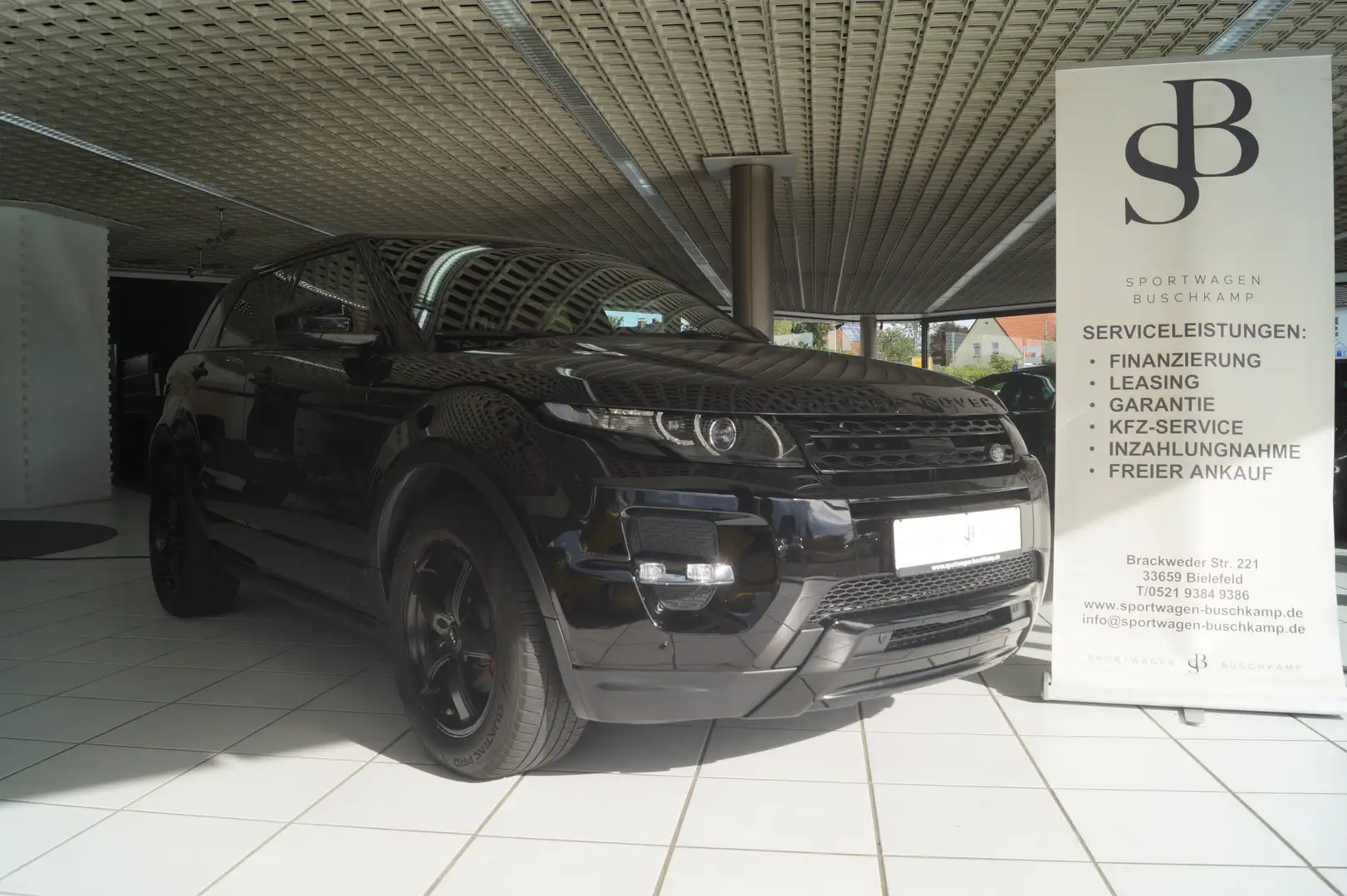 Land Rover Range Rover Evoque Dynamic ACC PANO KAM DAB 19 Schwarz - 1