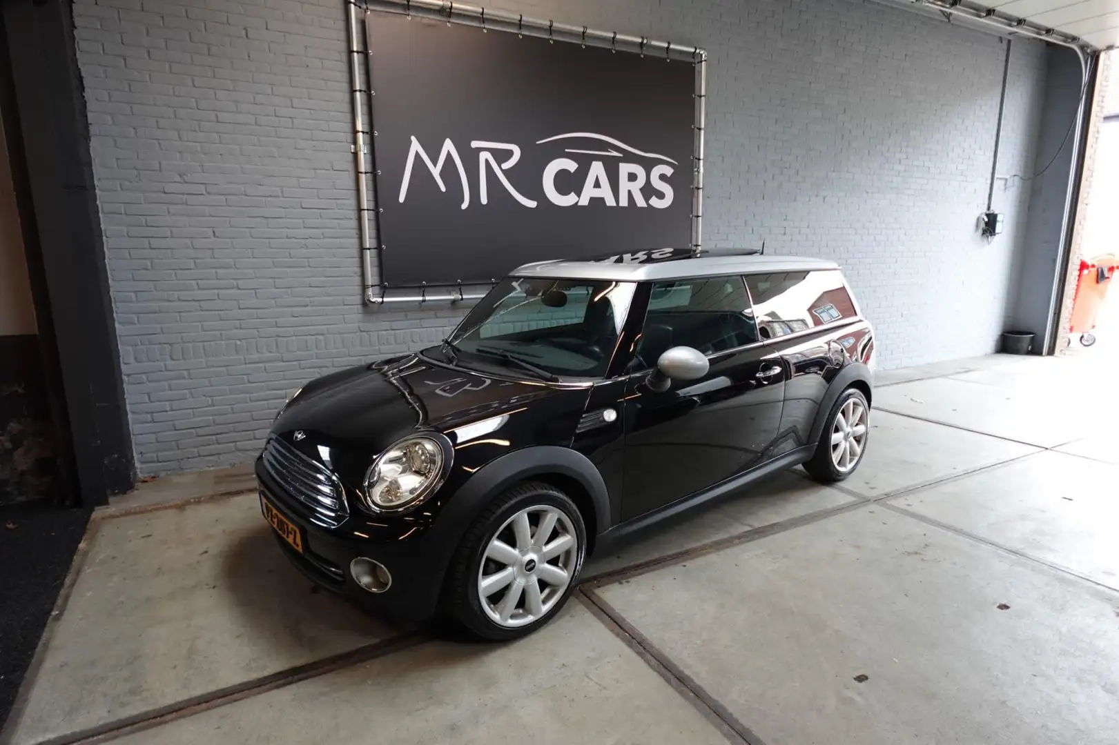 MINI Cooper Clubman Mini 1.6 Pepper Leder/Pano Dak/Airco Fekete - 1