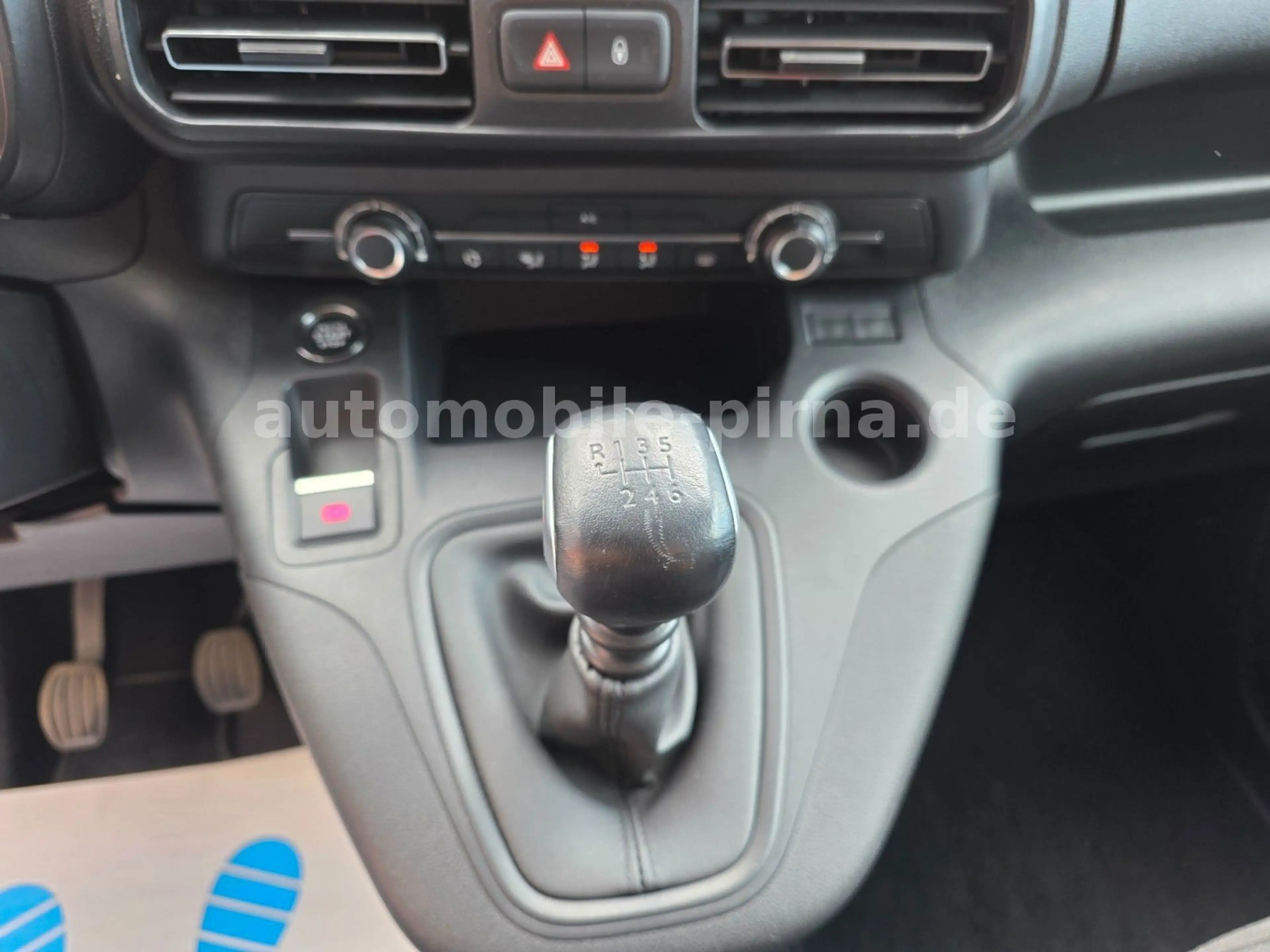 Opel Combo Life E 1.5D 130PS Elegance +NAVI/CAM/KEYGO — photo 13