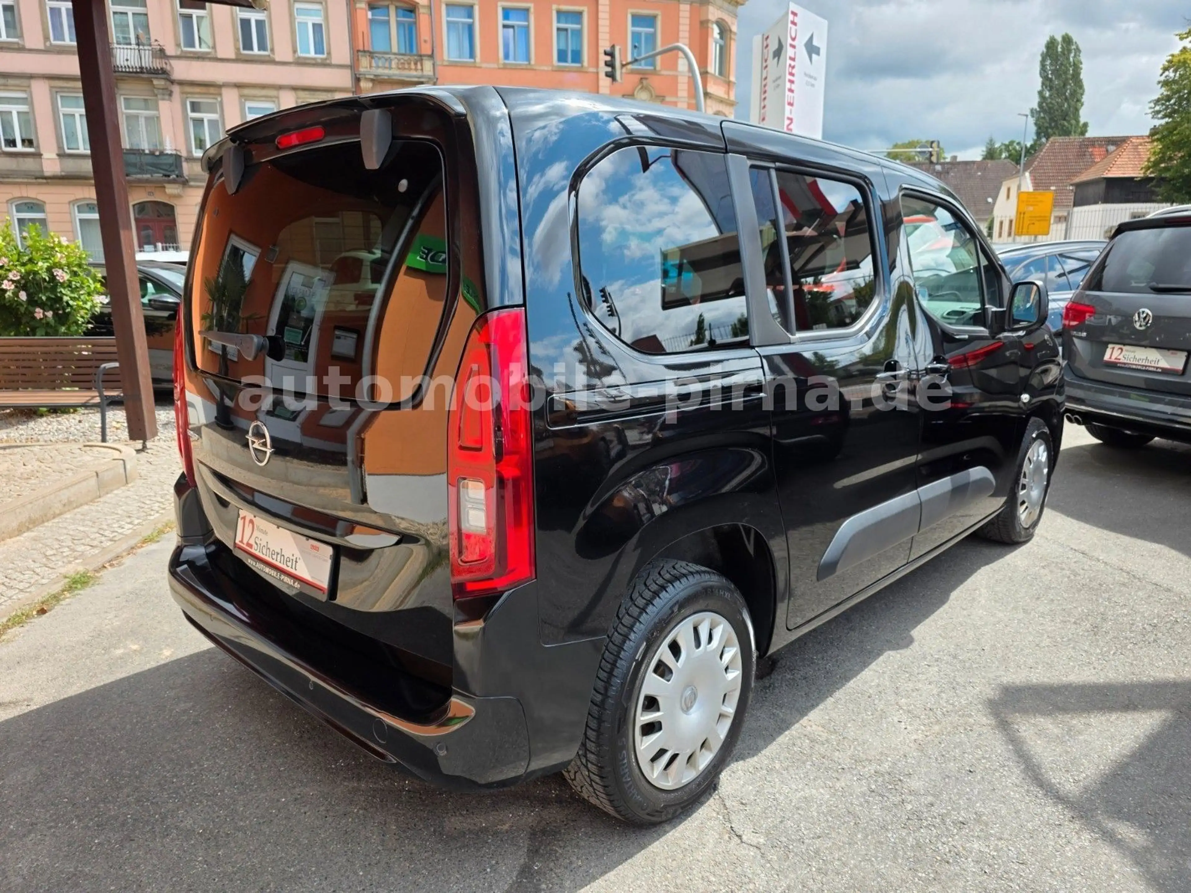 Opel Combo Life E 1.5D 130PS Elegance +NAVI/CAM/KEYGO — photo 5