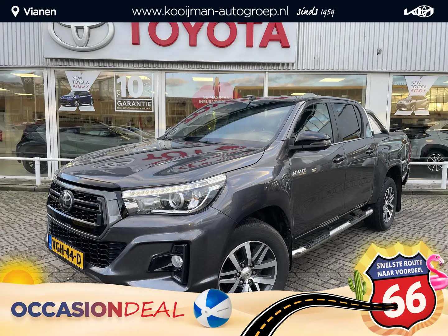 Toyota Hilux 2.4 D-4D Double Cab Executive 5 Zits, Grijs kentek - 1