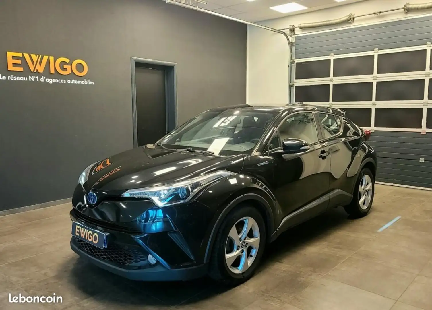 Toyota C-HR 122CH HYBRID DYNAMIC BVA Zwart - 1