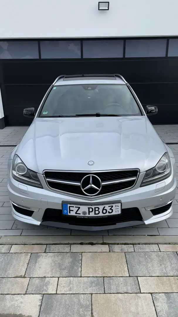 Mercedes-Benz C 63 AMG T-Modell Performance Package Silber - 1
