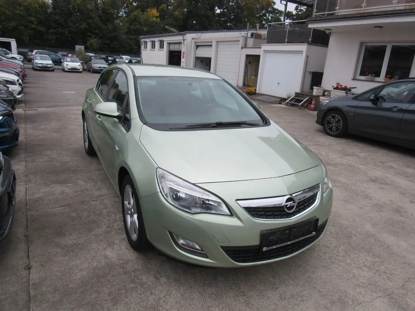 Opel Astra J Lim. 5-trg. Design Edition,KLIMA,ALU. Vert - 1