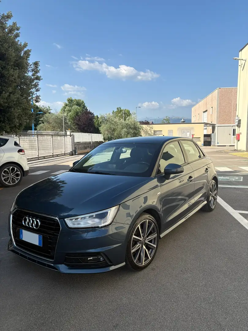 Audi A1 Sportback 1.4 tdi Admired s-tronic - 1
