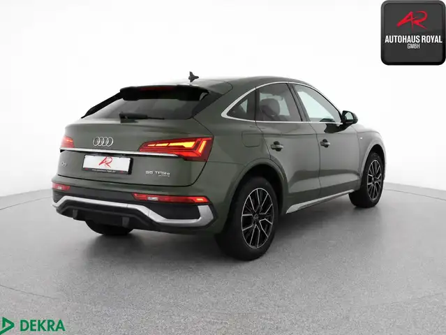 Audi Q5 view 5
